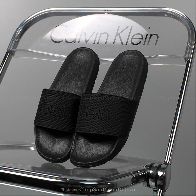 Dép Bản Quai Úp IPI Chữ Calvin Klein Sắc Nét