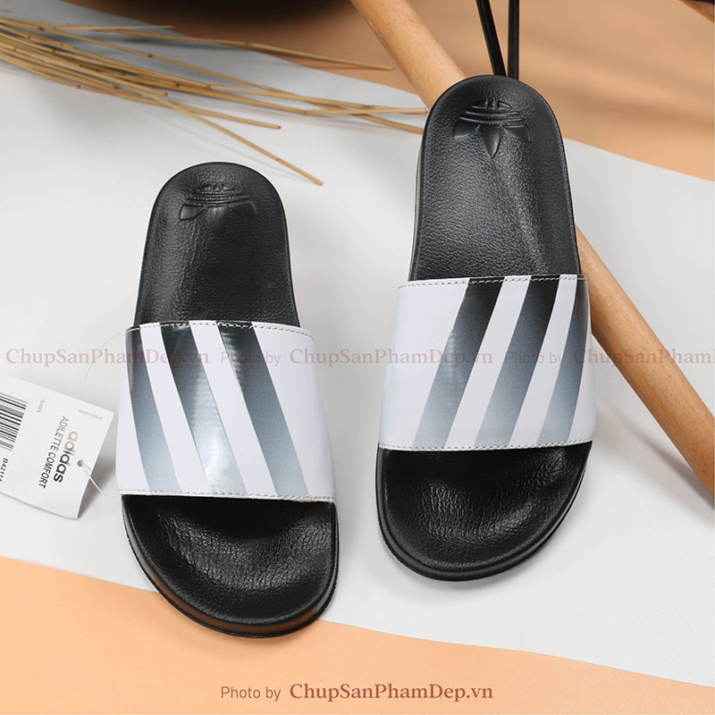 Dép Quai Ngang 3 Sọc Adidas Charm Màu Độc Đáo