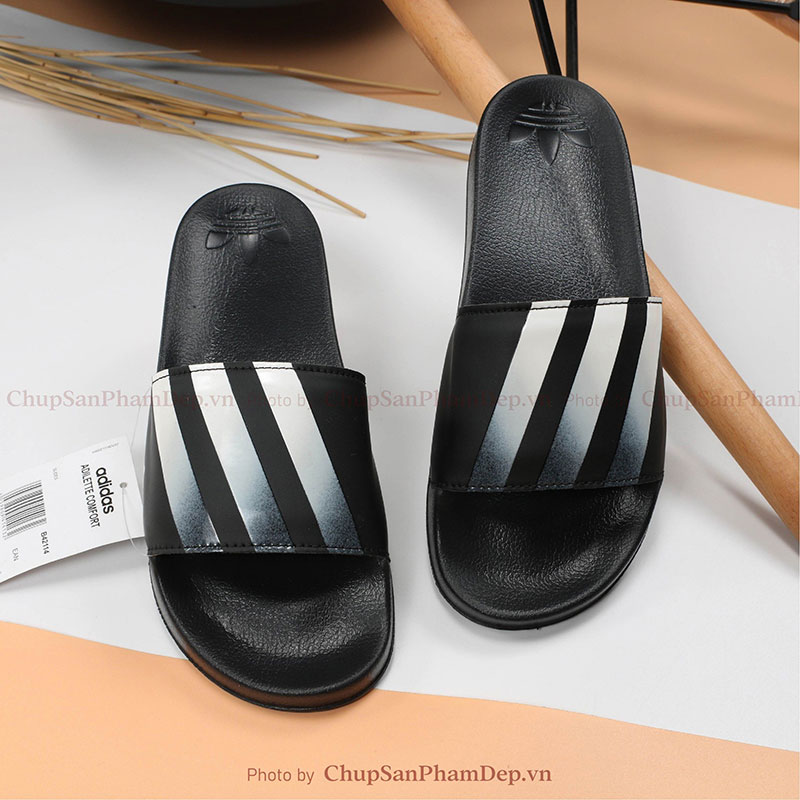 Dép Quai Ngang 3 Sọc Adidas Charm Màu Độc Đáo