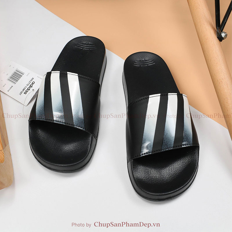 Dép Quai Ngang 3 Sọc Adidas Charm Màu Độc Đáo