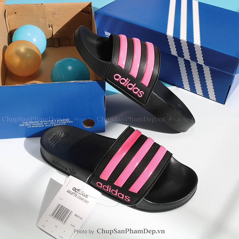 Dép Quai Ngang 3 Sọc Logo Đế Adidas Cổ Điển