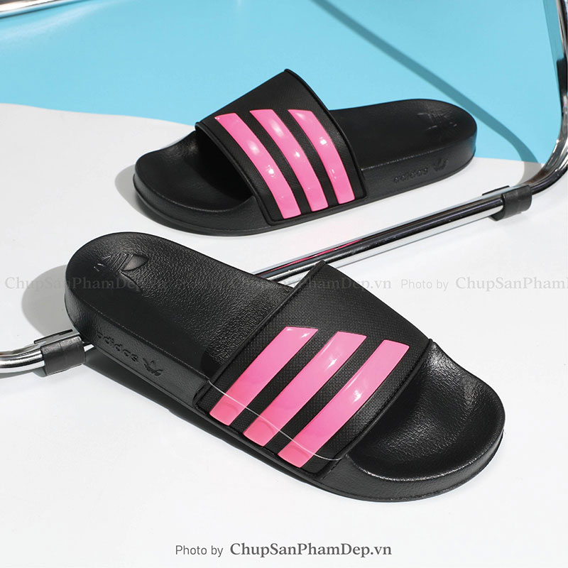 Dép Quai Ngang Adidas 3 Sọc Xéo Cá Tính