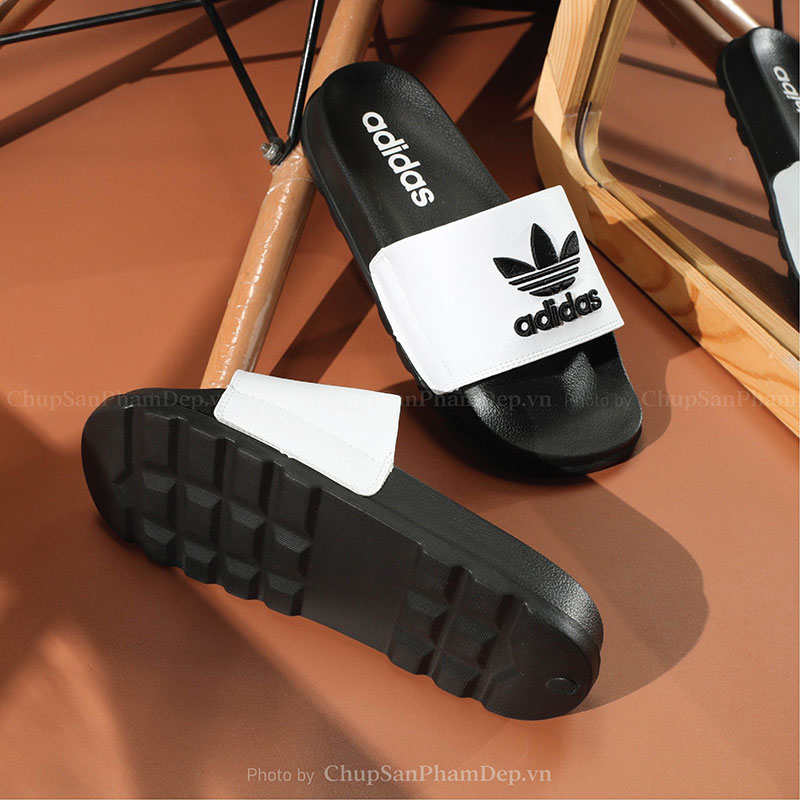 Dép Quai Úp Logo Adidas Thêu Sắc Nét