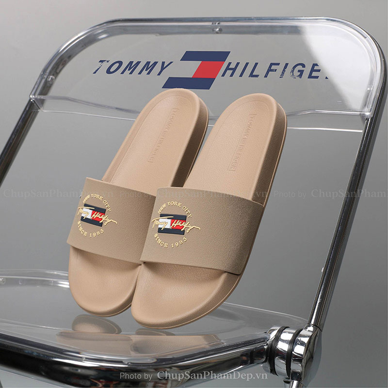 Dép Quai Úp PVC Tommy Logo Tròn Sang Trọng